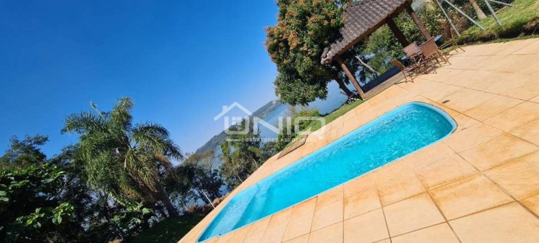 Imagem Casa com 4 Quartos para Temporada,  em Morro Verde - Mangueirinha