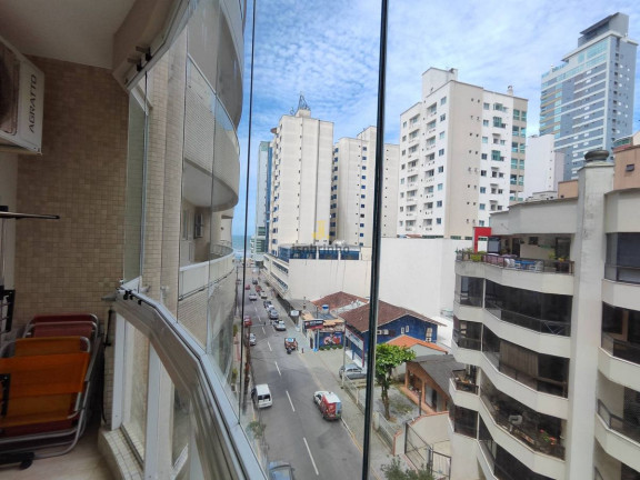 Imagem Apartamento com 4 Quartos para Temporada, 165 m² em Meia Praia - Itapema Imagem Apartamento com 4 Quartos para Temporada, 165 m² em Meia Praia - Itapema