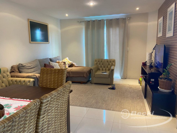Imagem Casa com 3 Quartos à Venda, 149 m² em Costa E Silva - Joinville