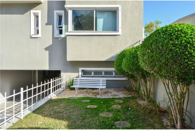 Imagem Casa com 5 Quartos à Venda, em Morumbi - São Paulo Imagem Casa com 5 Quartos à Venda, em Morumbi - São Paulo