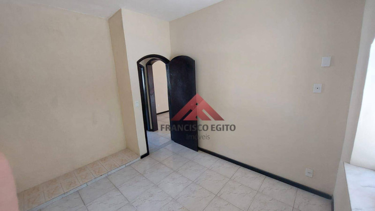 Casa com 3 Quartos à Venda, 250 m² em Neves - São Gonçalo
