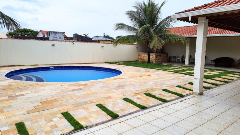 Imagem Casa com 3 Quartos à Venda, 292 m² em Cidade Nova Peruíbe - Peruíbe Imagem Casa com 3 Quartos à Venda, 292 m² em Cidade Nova Peruíbe - Peruíbe