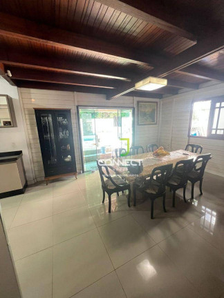 Imagem Casa com 3 Quartos à Venda, 503 m² em Ressacada - Itajaí