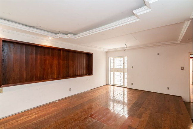Imagem Casa com 4 Quartos à Venda,  em Petrópolis - Porto Alegre