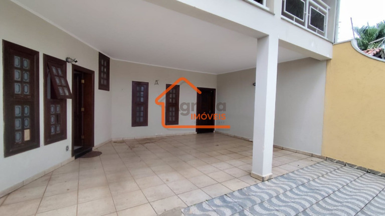 Casa com 3 Quartos à Venda, 198 m² em Jardim Flamboyant - Mogi Mirim