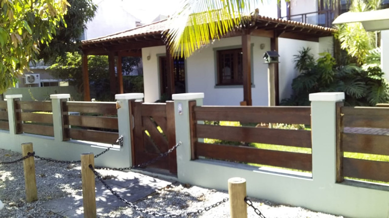 Imagem Casa de Condomínio com 3 Quartos à Venda, 315 m² em Pontinha - Araruama