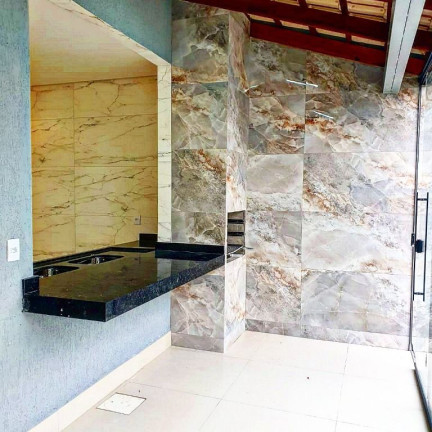 Imagem Sobrado com 4 Quartos à Venda, 215 m² em Jardim Planalto - Goiânia