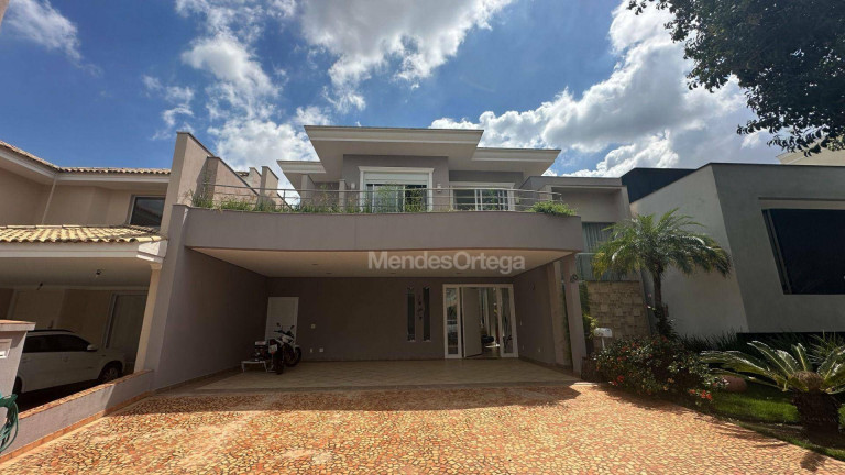 Casa com 3 Quartos à Venda ou Locação, 368 m² em Parque Campolim - Sorocaba