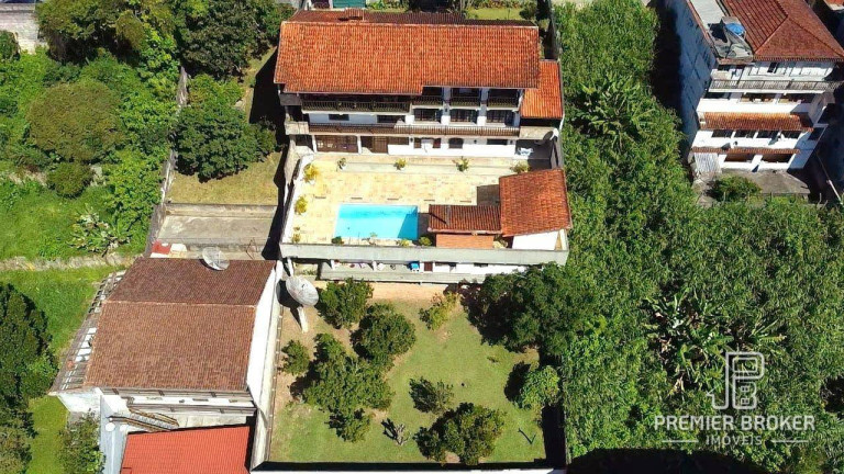 Imagem Casa com 6 Quartos à Venda, 700 m² em Tijuca - Teresópolis Imagem Casa com 6 Quartos à Venda, 700 m² em Tijuca - Teresópolis