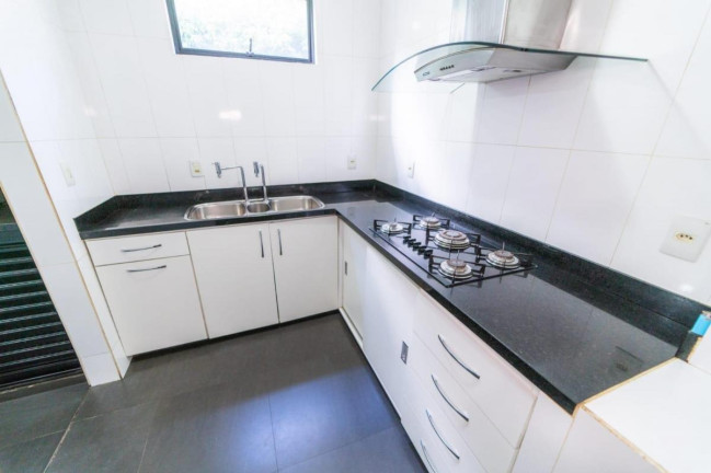 Imagem Imóvel com 3 Quartos à Venda, 150 m² em Asa Sul - Brasília Imagem Imóvel com 3 Quartos à Venda, 150 m² em Asa Sul - Brasília