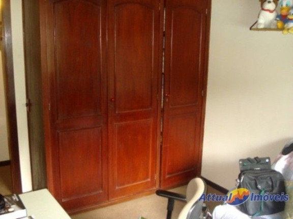 Imagem Casa com 6 Quartos à Venda, 226 m² em Comary - Teresópolis Imagem Casa com 6 Quartos à Venda, 226 m² em Comary - Teresópolis