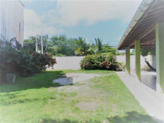 Imagem Casa com 5 Quartos à Venda, 220 m²