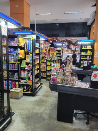 Imóvel Comercial à Venda,  em Vila Yara - Osasco