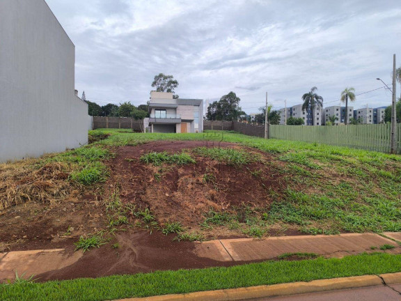 Imagem Terreno à Venda, 300 m² em Marumbi - Londrina