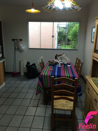 Imagem Casa com 3 Quartos à Venda, 280 m² em Campeche - Florianópolis