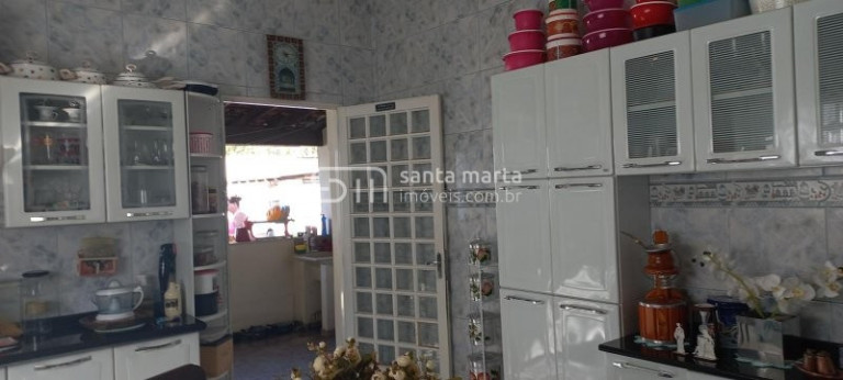 Imagem Casa com 4 Quartos à Venda, 600 m² em Bairro Da Cruz - Lorena
