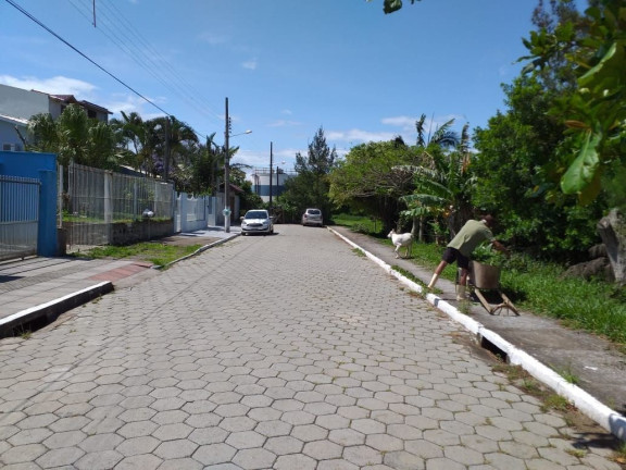 Imagem Imóvel com 4 Quartos à Venda, 200 m² em Vila Alvorada - Imbituba