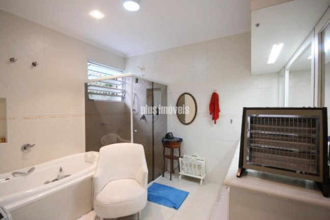 Imagem Casa com 5 Quartos à Venda, 250 m² em Jardim Paulista - São Paulo