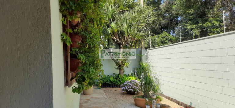 Imagem Casa com 3 Quartos à Venda, 243 m² em Estância Das Flores - Jaguariúna