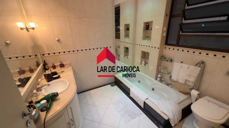 Imagem Apartamento com 4 Quartos à Venda, 236 m² em Copacabana - Rio De Janeiro Imagem Apartamento com 4 Quartos à Venda, 236 m² em Copacabana - Rio De Janeiro
