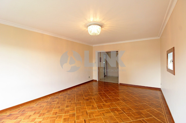 Imagem Apartamento com 4 Quartos à Venda, 214 m² em Menino Deus - Porto Alegre Imagem Apartamento com 4 Quartos à Venda, 214 m² em Menino Deus - Porto Alegre