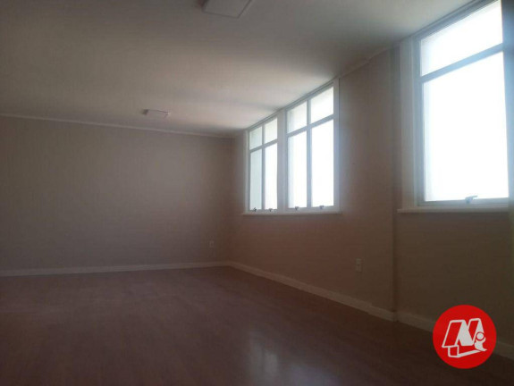 Imagem Sala Comercial à Venda, 33 m² em Centro Histórico - Porto Alegre Imagem Sala Comercial à Venda, 33 m² em Centro Histórico - Porto Alegre