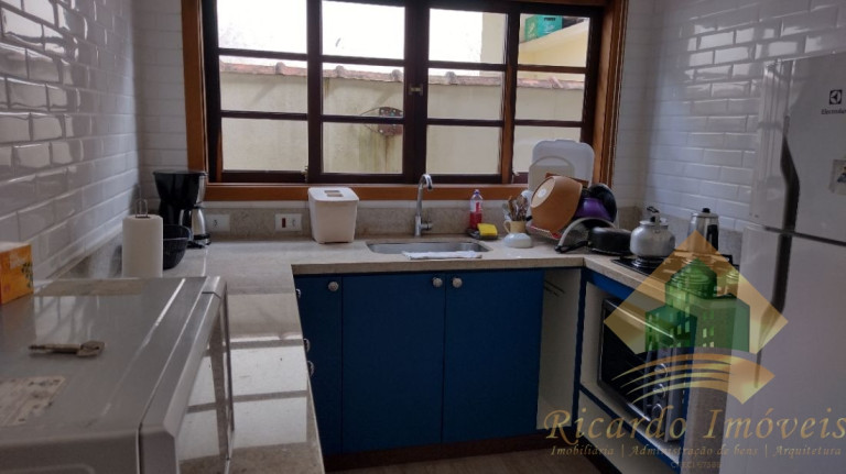 Imagem Casa com 3 Quartos à Venda, 228 m² em Centro - Ubatuba Imagem Casa com 3 Quartos à Venda, 228 m² em Centro - Ubatuba