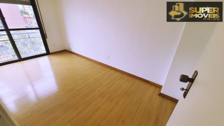 Imagem Apartamento com 2 Quartos à Venda, 75 m² em Centro - Pelotas Imagem Apartamento com 2 Quartos à Venda, 75 m² em Centro - Pelotas