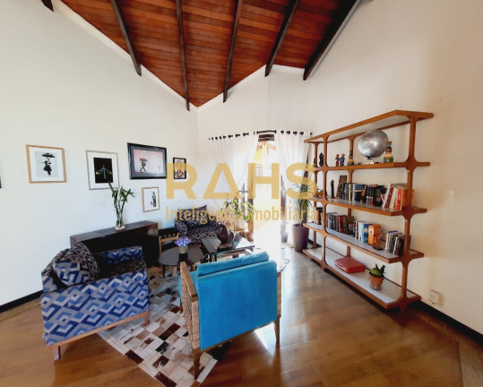 Imagem Casa com 4 Quartos à Venda, 420 m² em Anita Garibaldi - Joinville Imagem Casa com 4 Quartos à Venda, 420 m² em Anita Garibaldi - Joinville