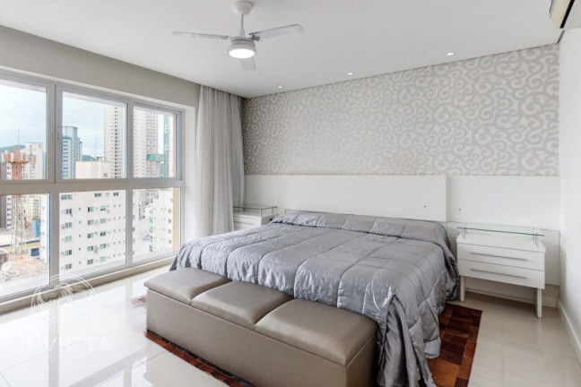 Imagem Cobertura com 4 Quartos à Venda, 340 m² em Centro - Balneário Camboriú
