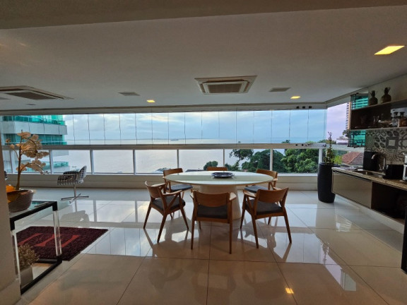 Imagem Imóvel com 4 Quartos à Venda, 305 m² em Barra - Salvador Imagem Imóvel com 4 Quartos à Venda, 305 m² em Barra - Salvador