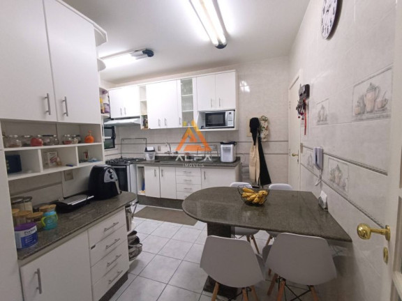 Imagem Apartamento com 4 Quartos à Venda, 145 m²