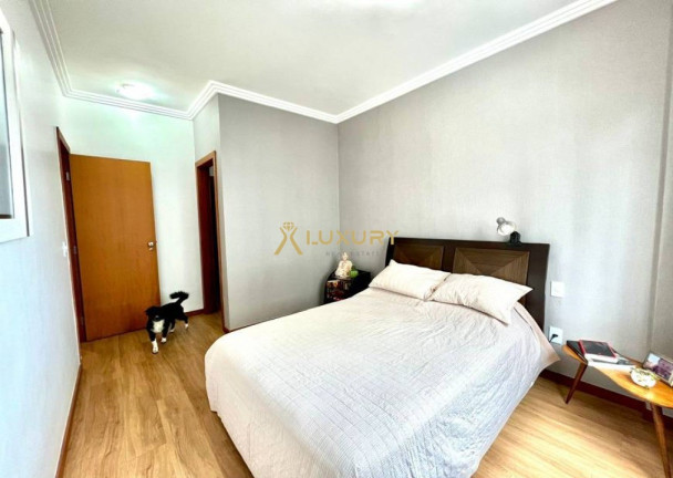 Imagem Imóvel com 4 Quartos à Venda, 125 m² em Belvedere - Belo Horizonte