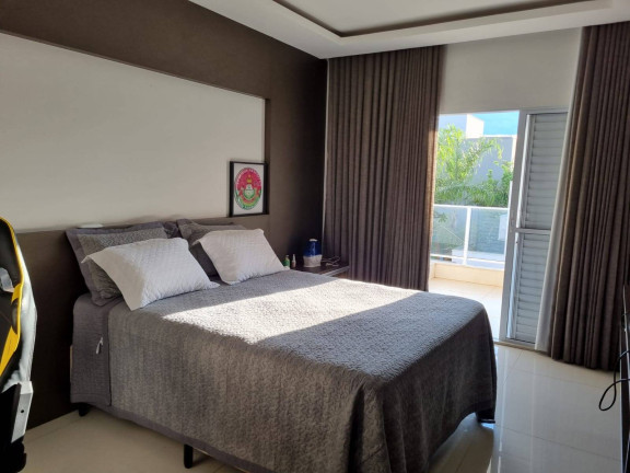Imagem Casa de Condomínio com 4 Quartos à Venda, em Jardim Itália - Cuiabá Imagem Casa de Condomínio com 4 Quartos à Venda, em Jardim Itália - Cuiabá