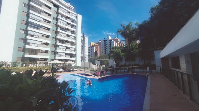 Imagem Apartamento com 2 Quartos à Venda, 70 m² em Itacorubi - Florianópolis