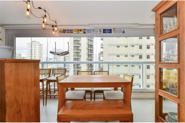 Imagem Apartamento com 1 Quarto à Venda, 48 m² em Moema - São Paulo