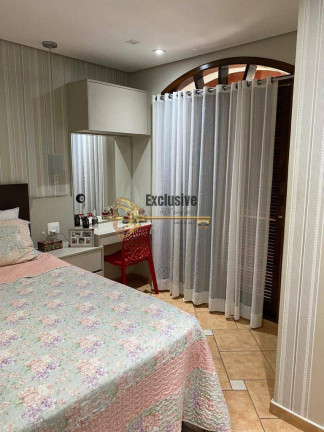 Imagem Sobrado com 3 Quartos à Venda, 180 m² em Campestre - Santo André