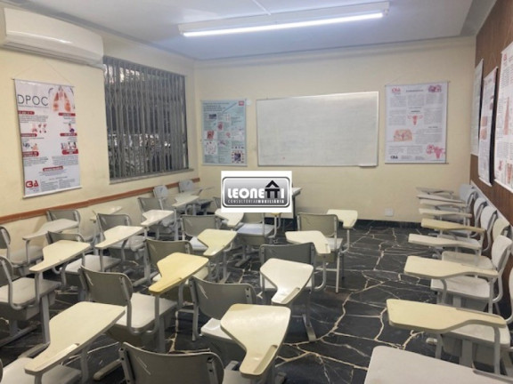 Imagem Sobrado com 12 Quartos à Venda, 500 m² em Tijuca - Rio De Janeiro
