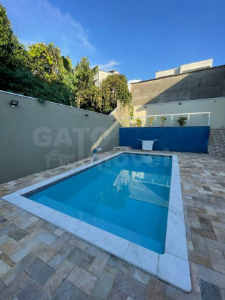 Imagem Casa com 5 Quartos à Venda, 200 m² em Colina Maria Luíza (jordanésia) - Cajamar Imagem Casa com 5 Quartos à Venda, 200 m² em Colina Maria Luíza (jordanésia) - Cajamar