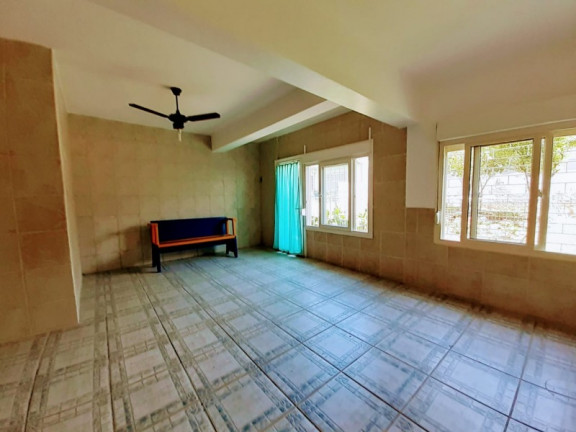 Imagem Casa com 3 Quartos à Venda, 245 m² em Jardim Sabará - Porto Alegre Imagem Casa com 3 Quartos à Venda, 245 m² em Jardim Sabará - Porto Alegre
