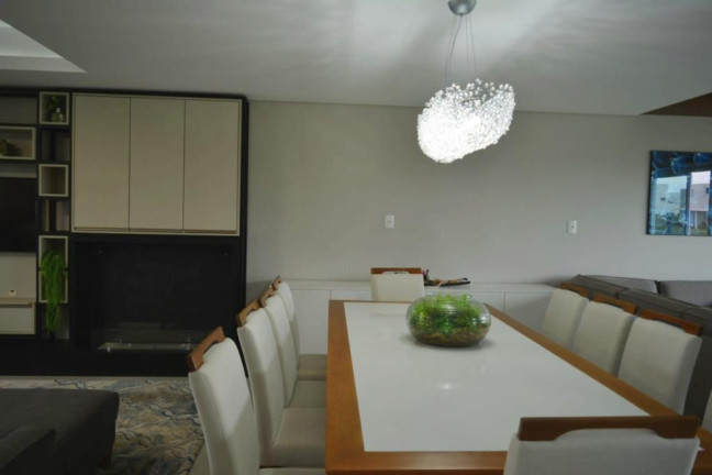 Imagem Casa com 4 Quartos à Venda, em -- - Capao Da Canoa Imagem Casa com 4 Quartos à Venda, em -- - Capao Da Canoa