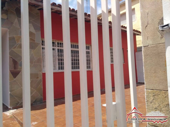 Casa com 4 Quartos à Venda, 156 m² em Centro - Jacareí