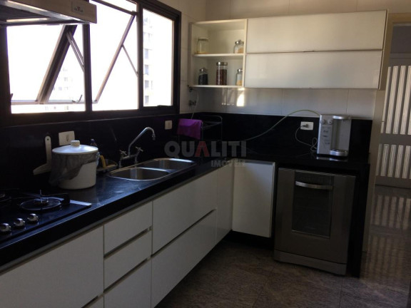 Imagem Apartamento com 4 Quartos à Venda, 210 m² em Moema - São Paulo