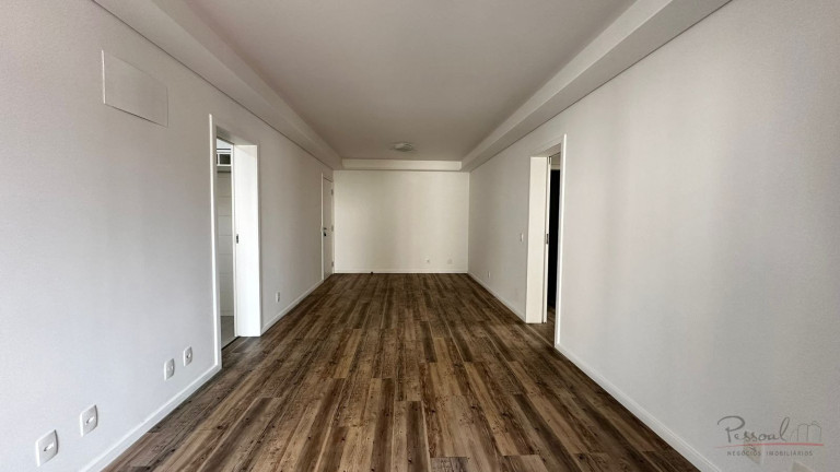 Imagem Apartamento com 3 Quartos à Venda, 150 m² em Centro - Florianópolis Imagem Apartamento com 3 Quartos à Venda, 150 m² em Centro - Florianópolis