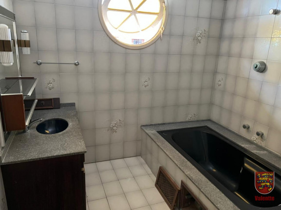 Imagem Casa com 4 Quartos à Venda, 280 m² em Balneário - Florianópolis