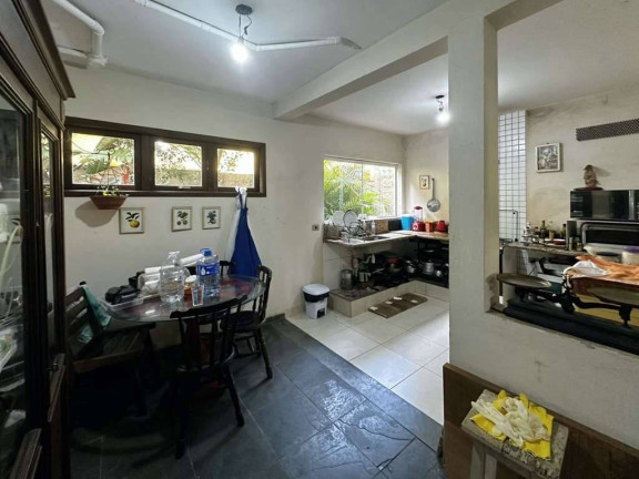 Imagem Casa com 4 Quartos à Venda, 303 m² em Vila Diva - Carapicuíba