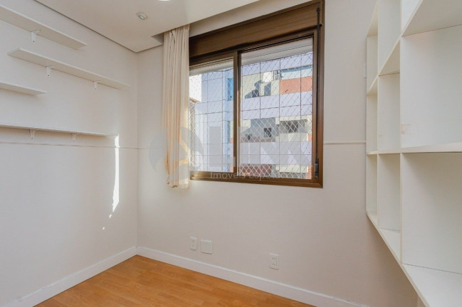 Imagem Apartamento com 3 Quartos à Venda, 83 m² em Mont Serrat - Porto Alegre Imagem Apartamento com 3 Quartos à Venda, 83 m² em Mont Serrat - Porto Alegre
