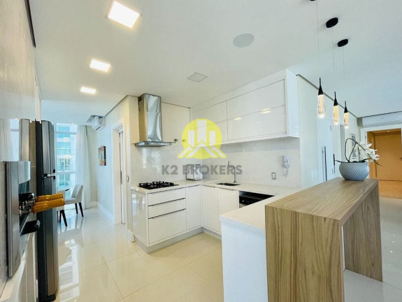 Imagem Apartamento com 4 Quartos à Venda, 145 m² em Centro - Balneário Camboriú Imagem Apartamento com 4 Quartos à Venda, 145 m² em Centro - Balneário Camboriú