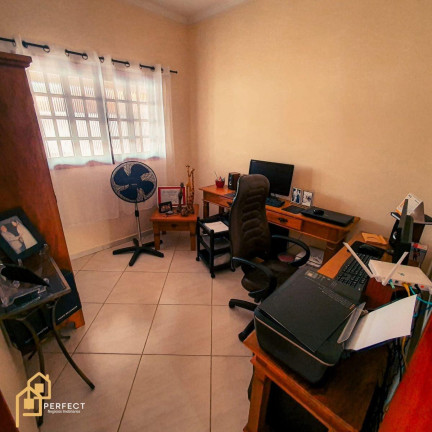 Imagem Casa com 4 Quartos à Venda, 250 m² em Loteamento Residencial Colina Do Belém - Taubaté