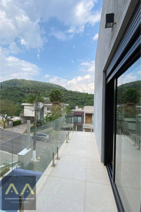 Imagem Casa com 4 Quartos à Venda, 294 m² em Tamboré - Santana De Parnaíba Imagem Casa com 4 Quartos à Venda, 294 m² em Tamboré - Santana De Parnaíba